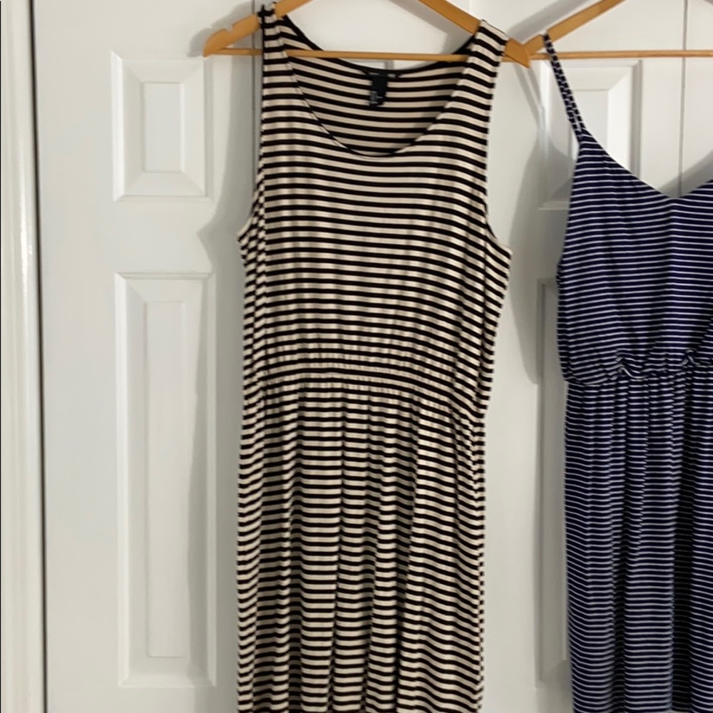 Striped Dress Bundle - Picture 2 of 5